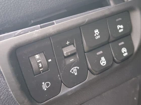 Kia Rio 1.4 CRDI 16V 90 Нави, подгрев, Keyless Go, Start, снимка 10