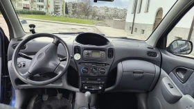 Toyota Yaris verso, снимка 10