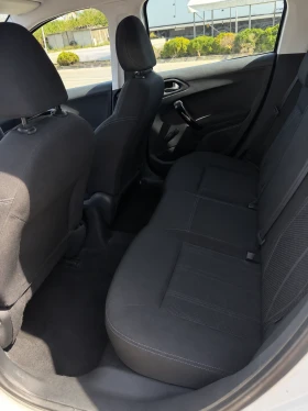 Peugeot 208, снимка 8
