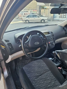 Kia Ceed Газ и бензин, снимка 6