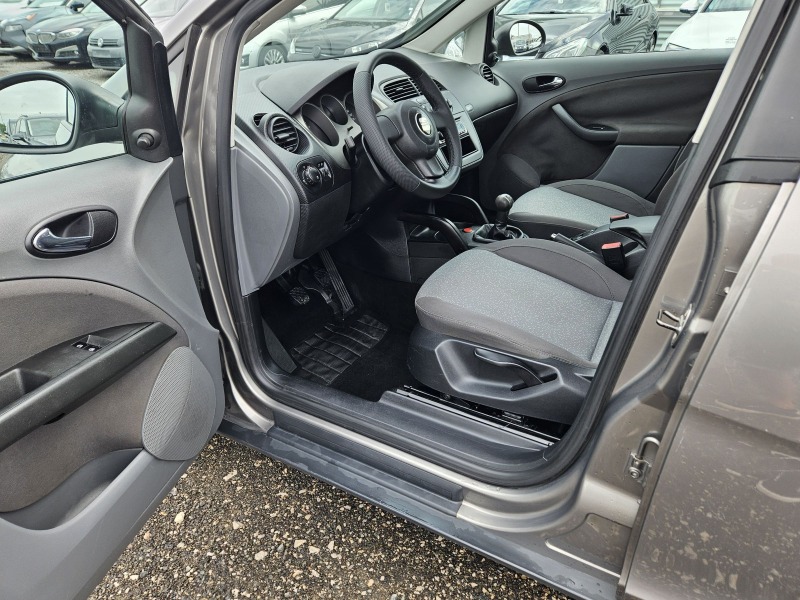 Seat Altea 1, 6i - 102кс - Нап.Обслужен, снимка 11 - Автомобили и джипове - 46395412
