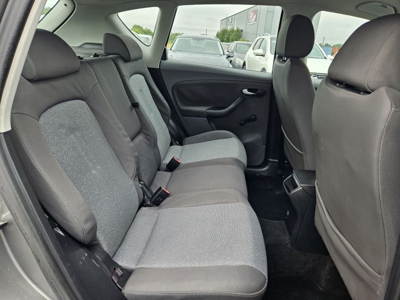 Seat Altea 1, 6i - 102кс - Нап.Обслужен, снимка 9 - Автомобили и джипове - 46395412