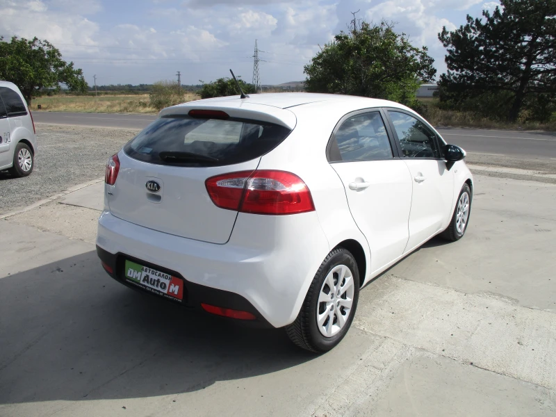 Kia Rio 1.2/БЕНЗИН КАТО НОВА, снимка 4 - Автомобили и джипове - 47161450