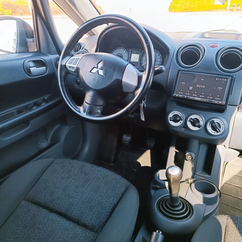 Mitsubishi Colt 1.1i ClearTec * МУЛТИМЕДИЯ* , снимка 6 - Автомобили и джипове - 47368428