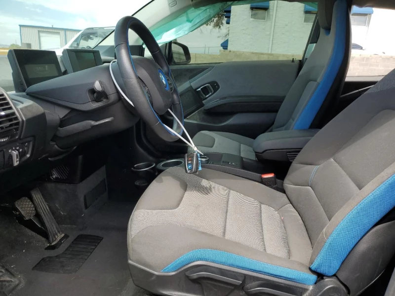 BMW i3, снимка 7 - Автомобили и джипове - 47567002