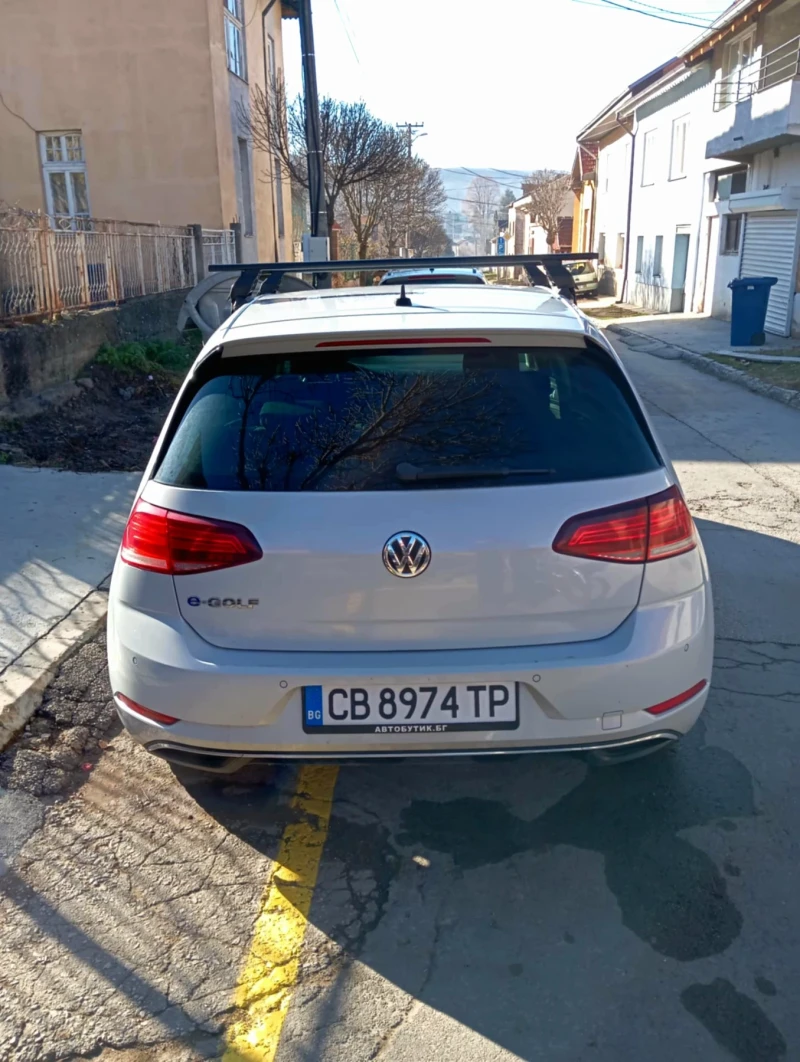 VW Golf, снимка 10 - Автомобили и джипове - 48588342