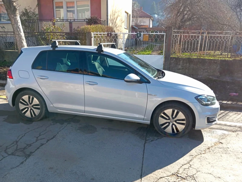 VW Golf, снимка 9 - Автомобили и джипове - 48588342