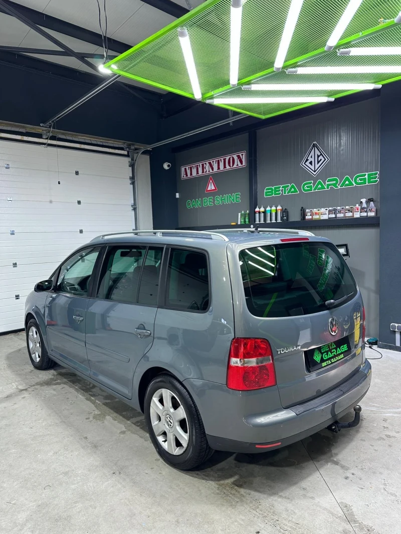 VW Touran, снимка 4 - Автомобили и джипове - 49073406