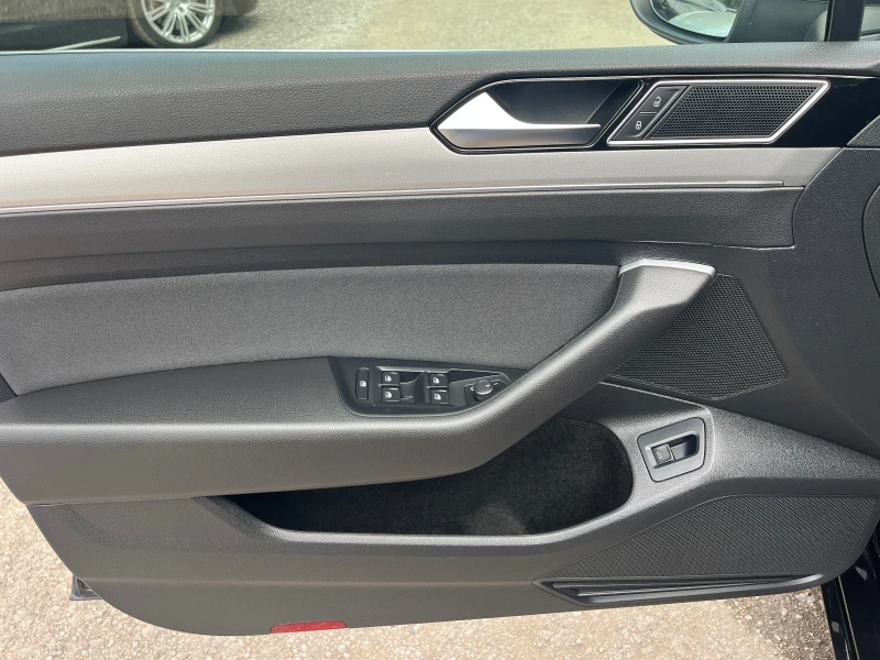 VW Passat 1.8TSI Highline  180 HP, снимка 10 - Автомобили и джипове - 49707568