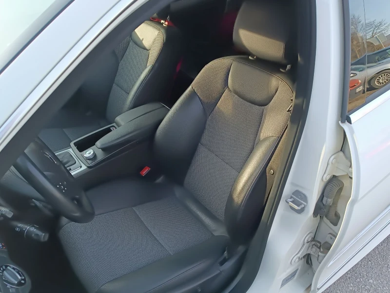 Mercedes-Benz C 180, снимка 11 - Автомобили и джипове - 52584429