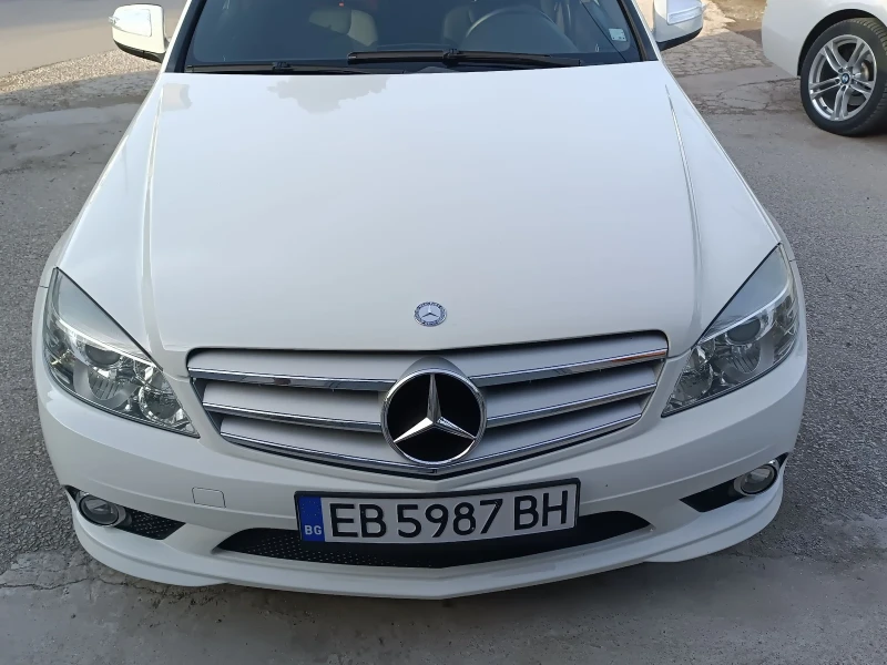 Mercedes-Benz C 180, снимка 5 - Автомобили и джипове - 52584429
