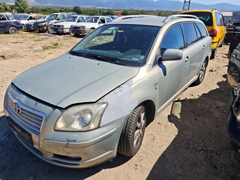 Toyota Avensis 2.0 D4D, снимка 2 - Автомобили и джипове - 51518136