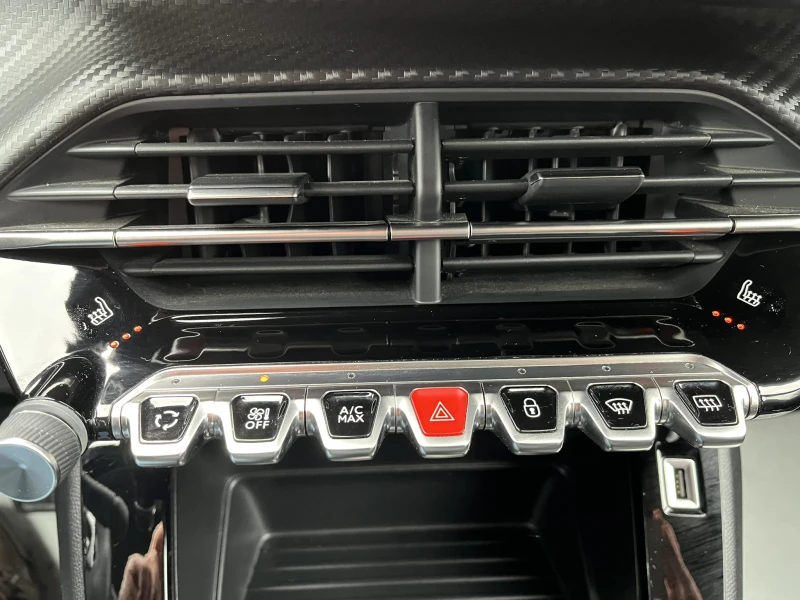 Peugeot 2008 New Line Up ACTIVE PACK PureTech 130 HP EAT8, снимка 13 - Автомобили и джипове - 53370429