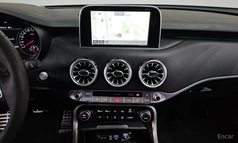 Kia Stinger 3.3* TURBO* GT* AWD* ОБДУХВАНЕ* ХЕДЪП* ДИСТРОНИК* , снимка 11 - Автомобили и джипове - 55370247