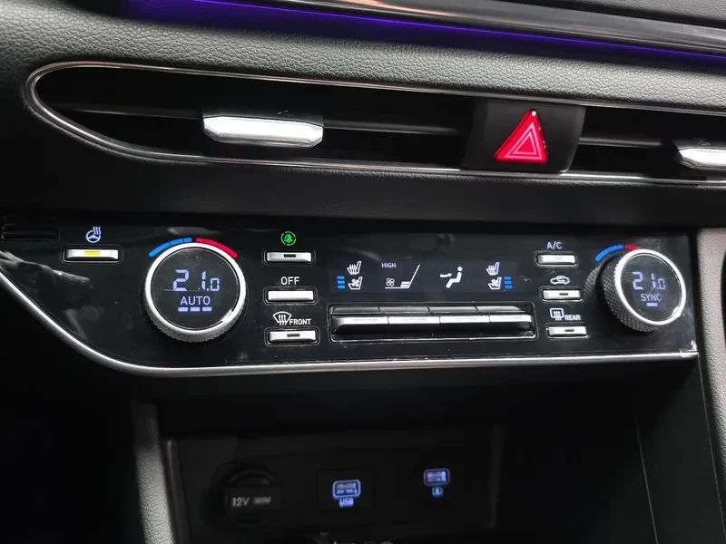 Hyundai Sonata 2.0 Lpg Premium, снимка 16 - Автомобили и джипове - 55937791