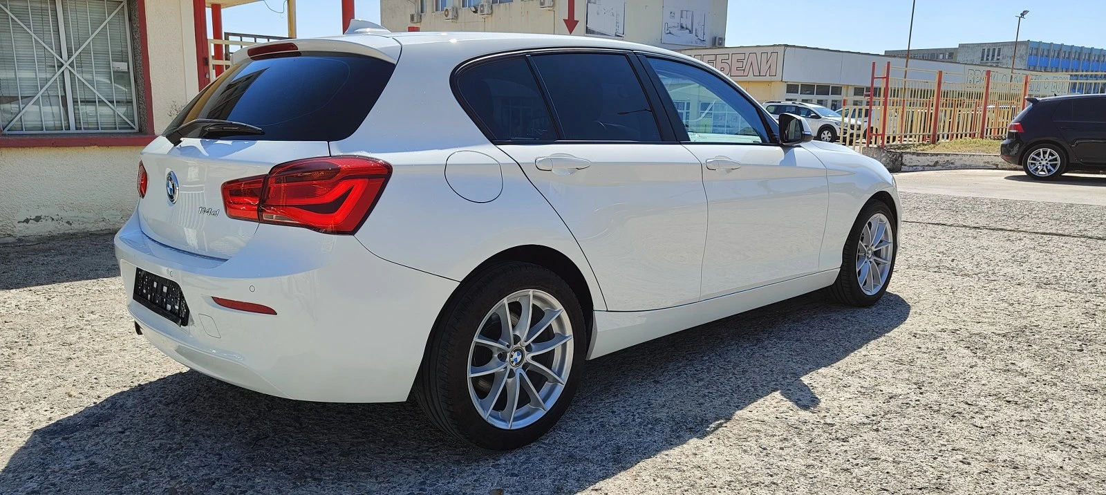 BMW 114 1.6D-70kw-17г - изображение 7