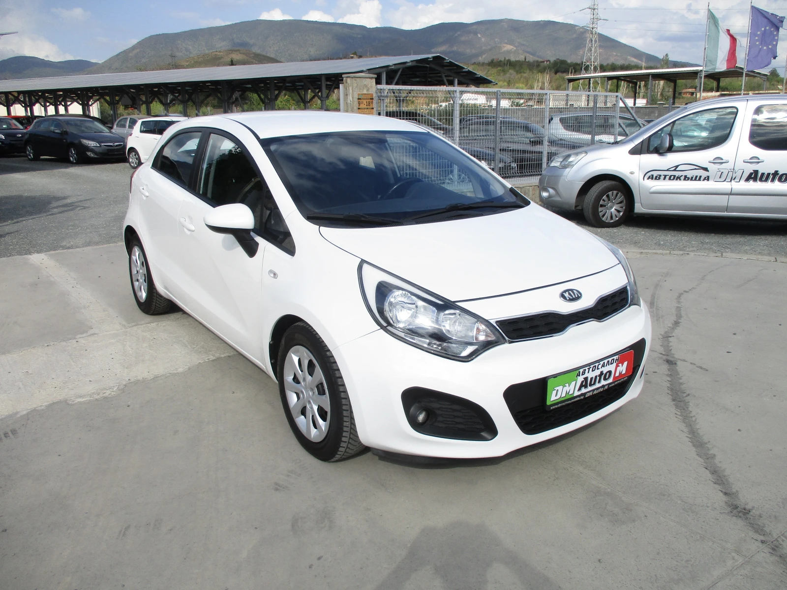 Kia Rio 1.2/БЕНЗИН КАТО НОВА - изображение 2