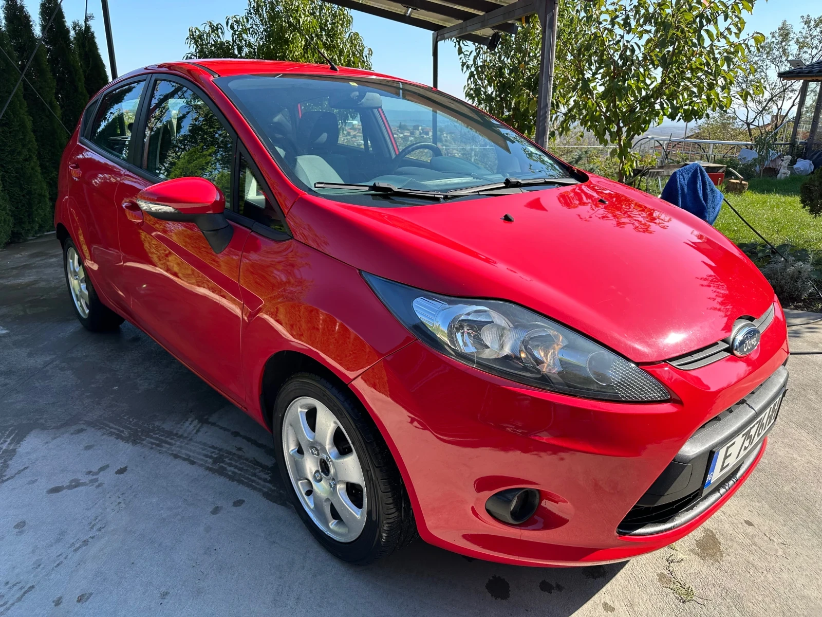 Ford Fiesta Климатик* 4 врати* ПЕРФЕКТНА - изображение 6