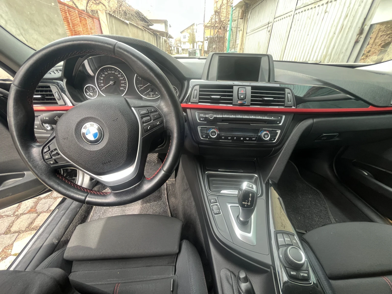 BMW 330 Sport - 258hp - изображение 2