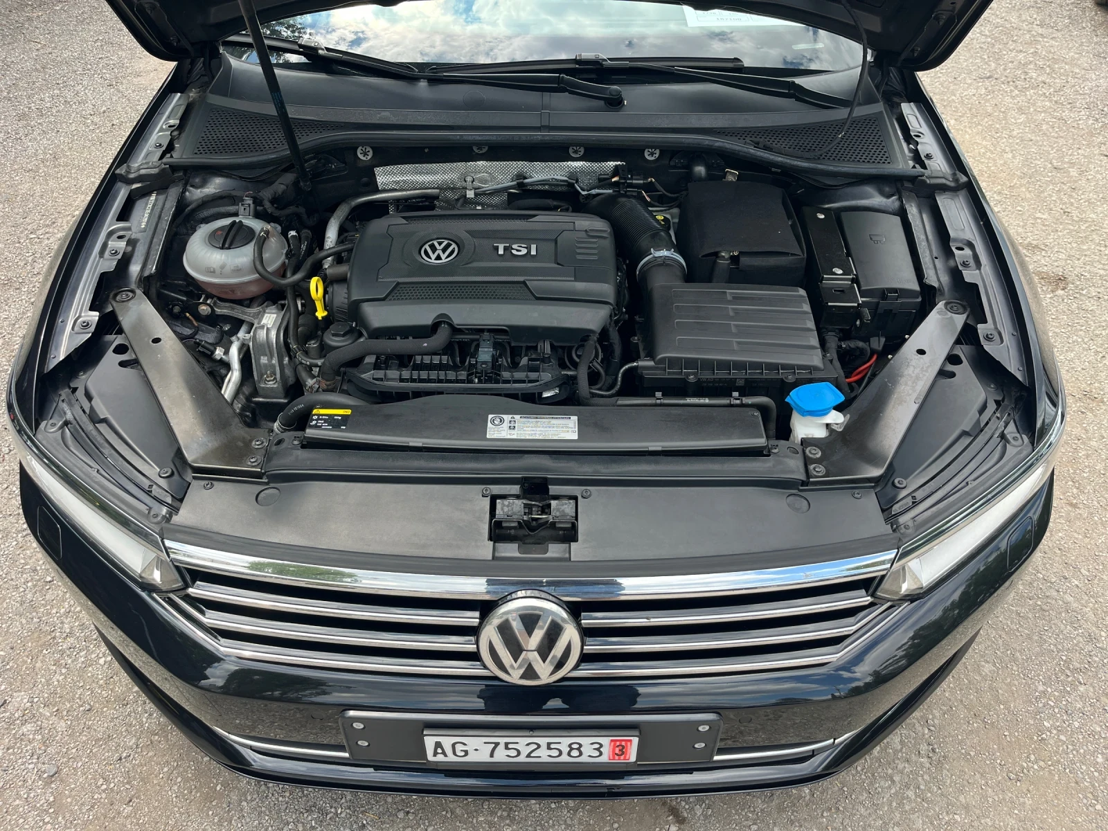 VW Passat 1.8TSI Highline  180 HP - изображение 6