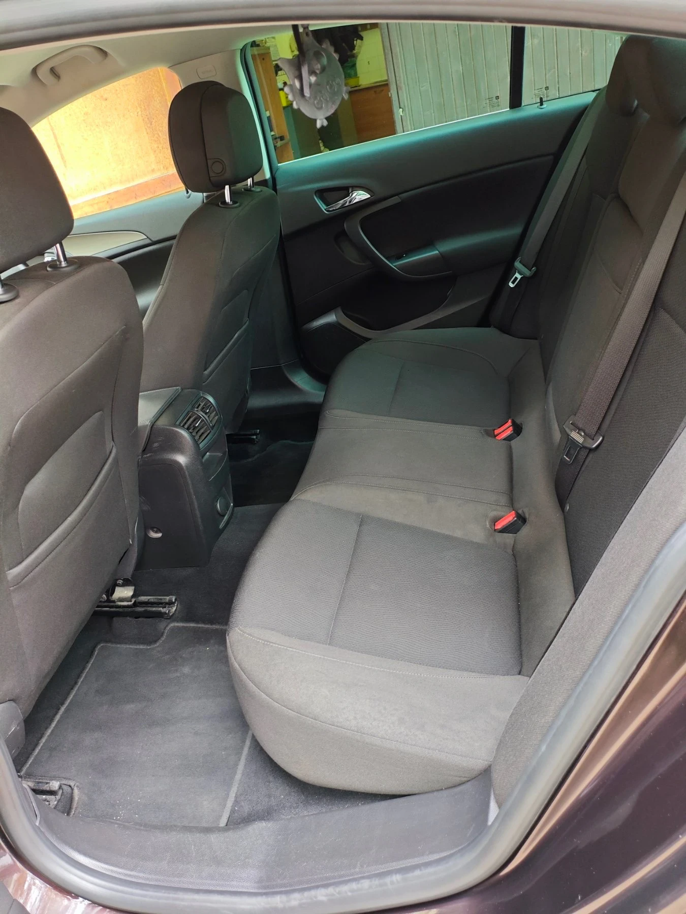 Opel Insignia 2.0 - изображение 8