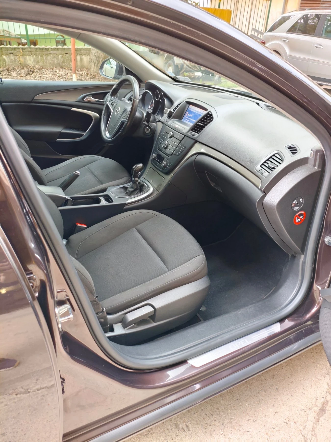 Opel Insignia 2.0 - изображение 5