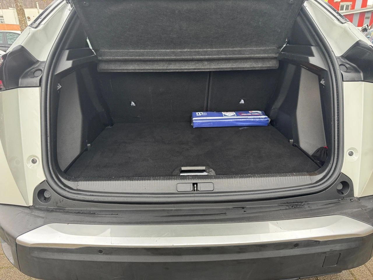 Peugeot 2008 E/GT/136HP/ACC/CARBON/CAM/NAVI/AMBI/143f - изображение 7