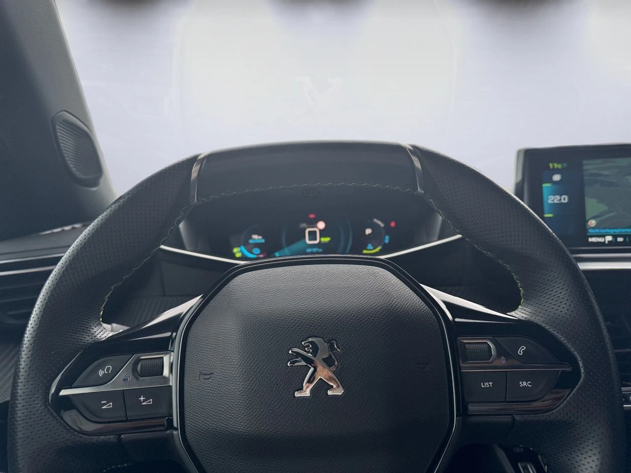 Peugeot 2008 E/GT/136HP/ACC/CARBON/CAM/NAVI/AMBI/143f - изображение 9