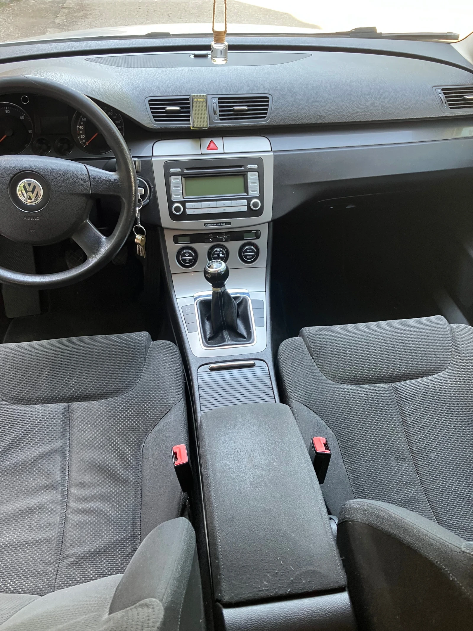 VW Passat  - изображение 8