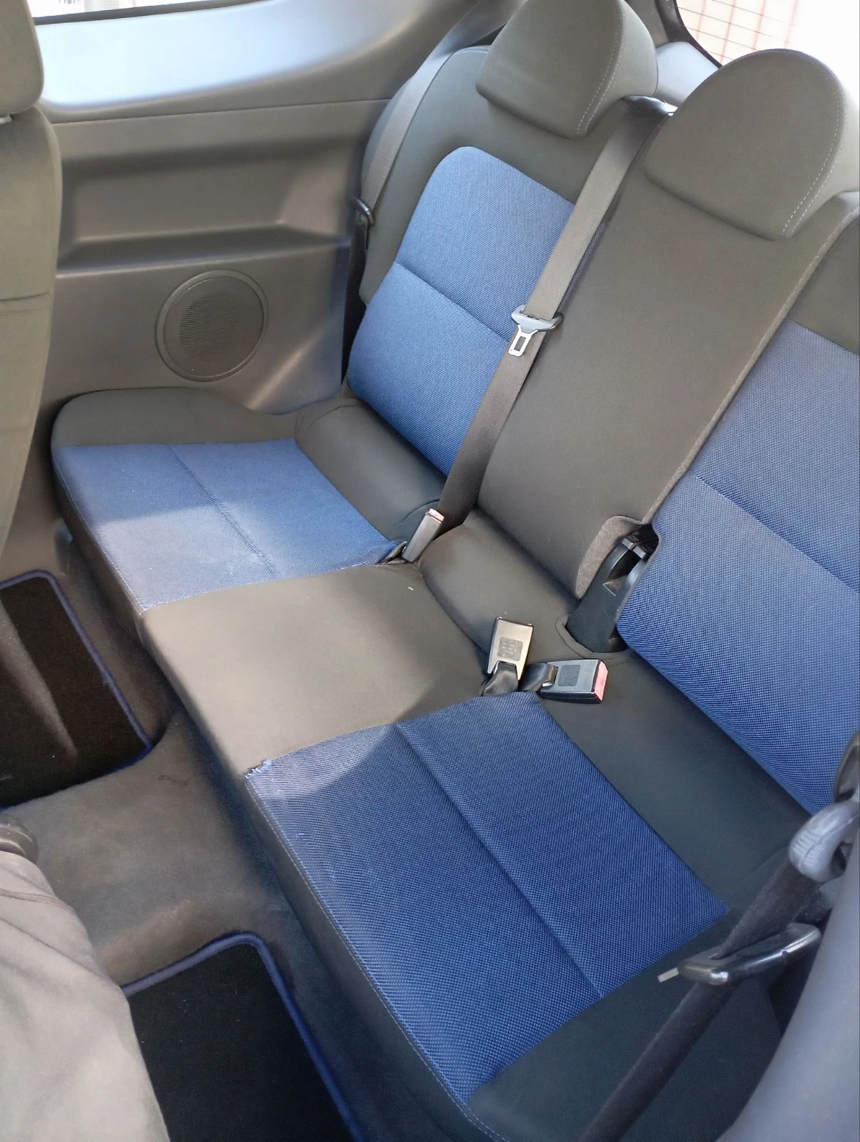 Mitsubishi Colt  - изображение 4