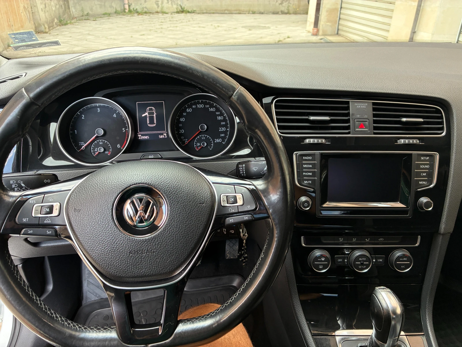 VW Golf 7, 1.6 TDI, BlueMotion tech - изображение 9