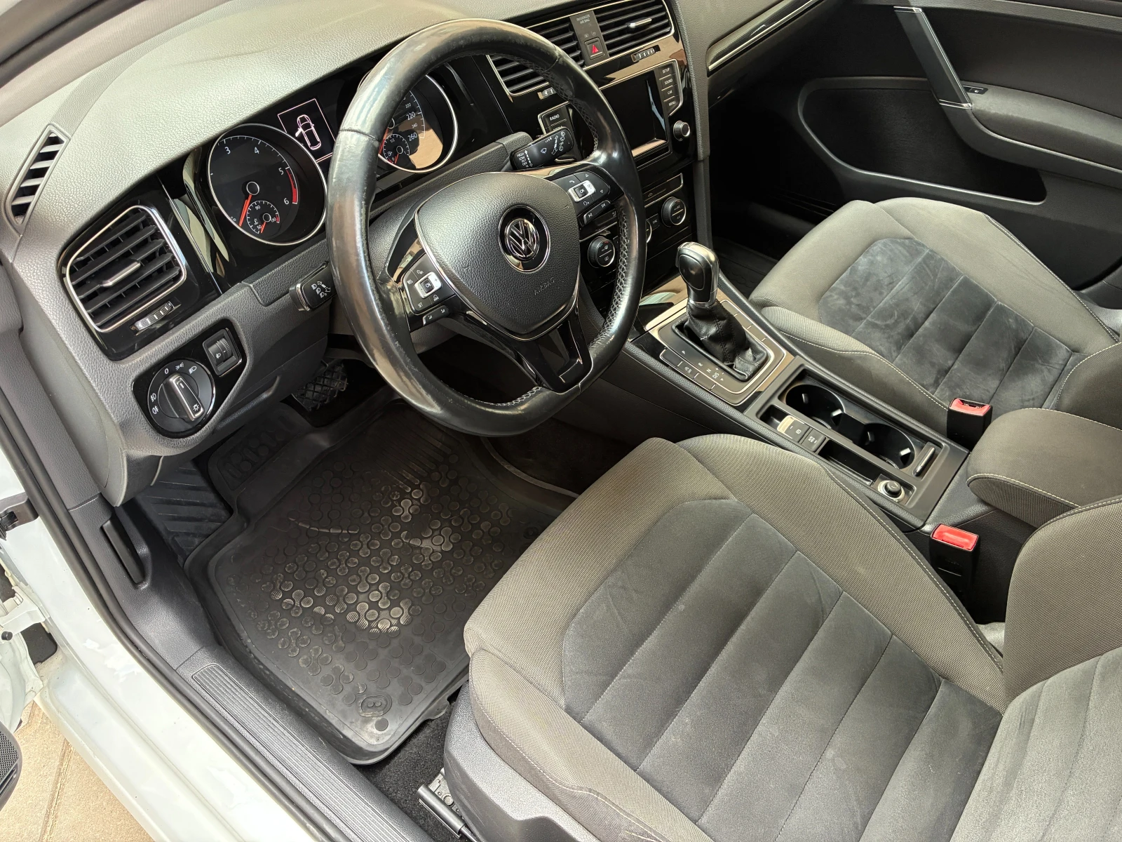 VW Golf 7, 1.6 TDI, BlueMotion tech - изображение 8