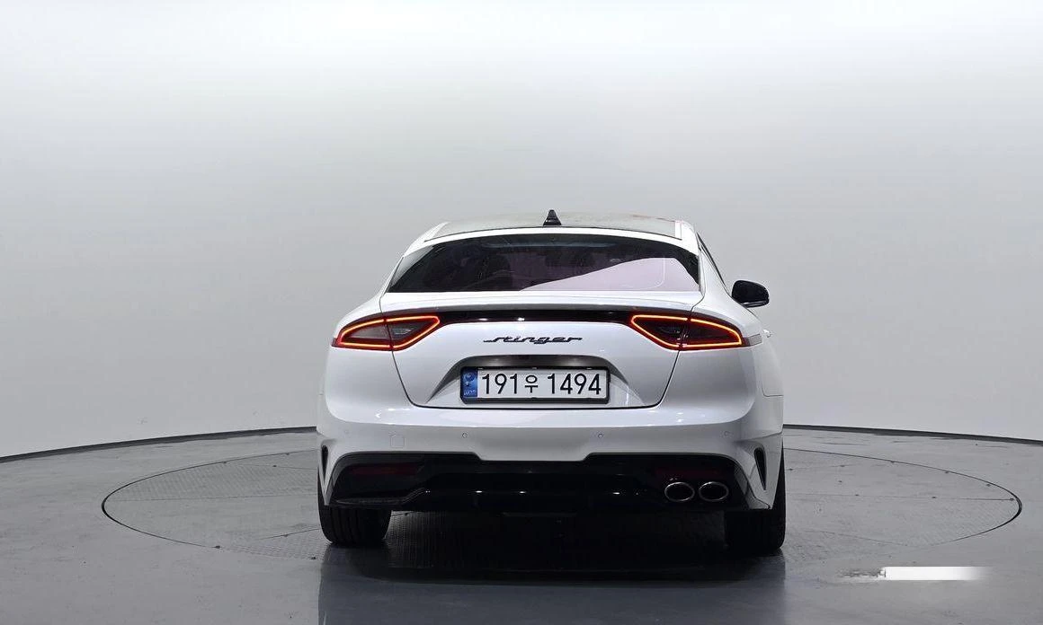 Kia Stinger 2.2 Diesel 2WD * НАЙ-ДОБРА ЦЕНА В БЪЛГАРИЯ*  - изображение 4