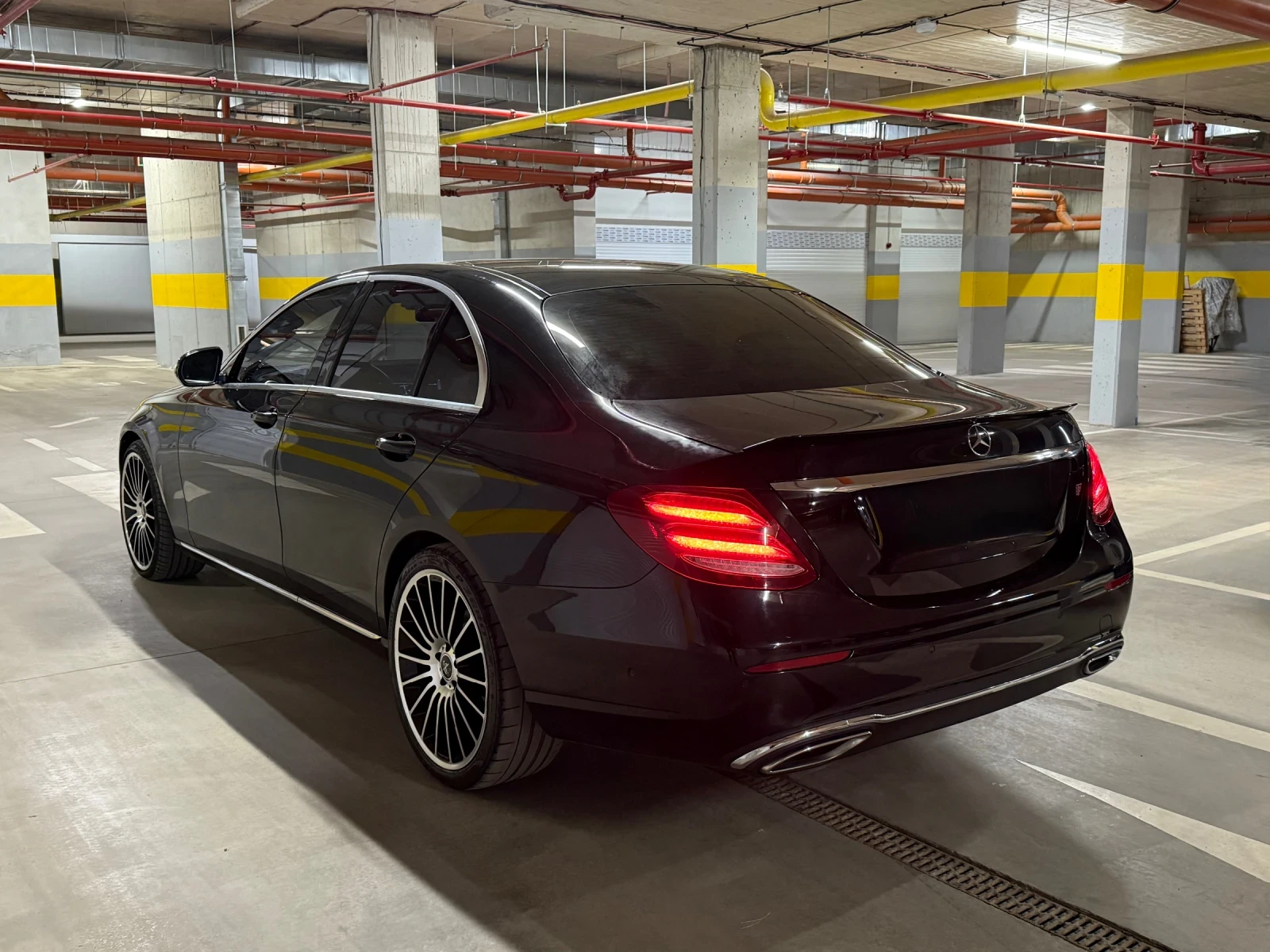 Mercedes-Benz E 220 195к.с PANORAMA/360 Camera/Digital/9G - изображение 5