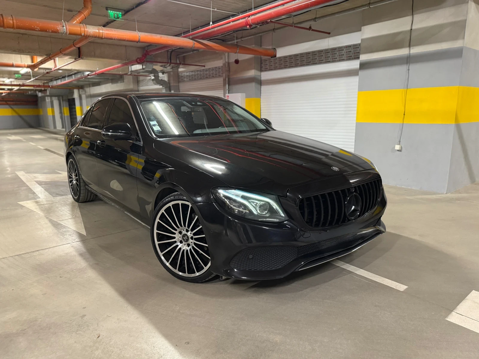 Mercedes-Benz E 220 195к.с PANORAMA/360 Camera/Digital/9G - изображение 2