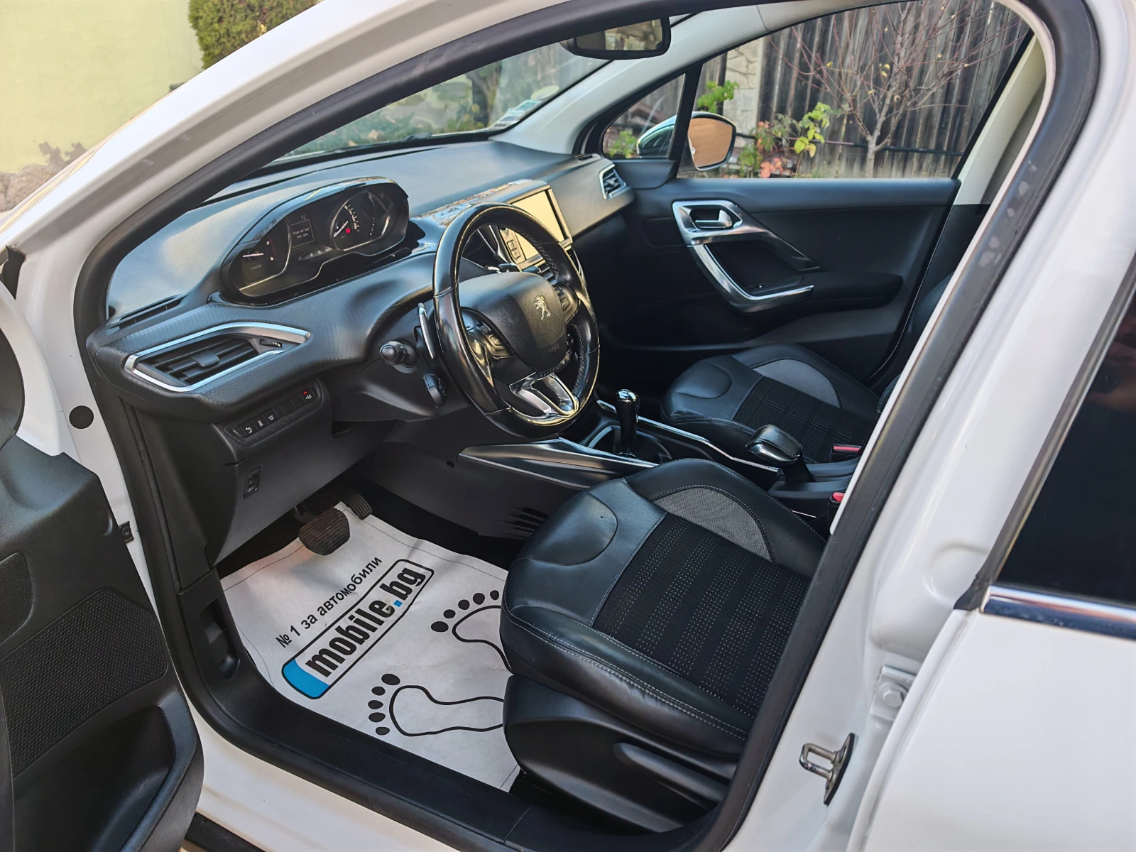 Peugeot 2008 Peugeot 2008 1.6е-HDI ALLURE-навигация, кожа - изображение 7