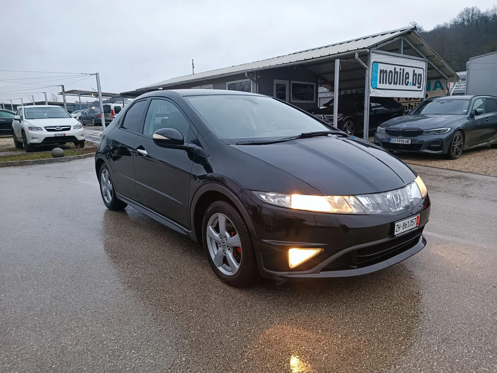 Honda Civic 1.8i-140кс-ШВЕЙЦАРИЯ-РЪЧКА-6ск - изображение 2