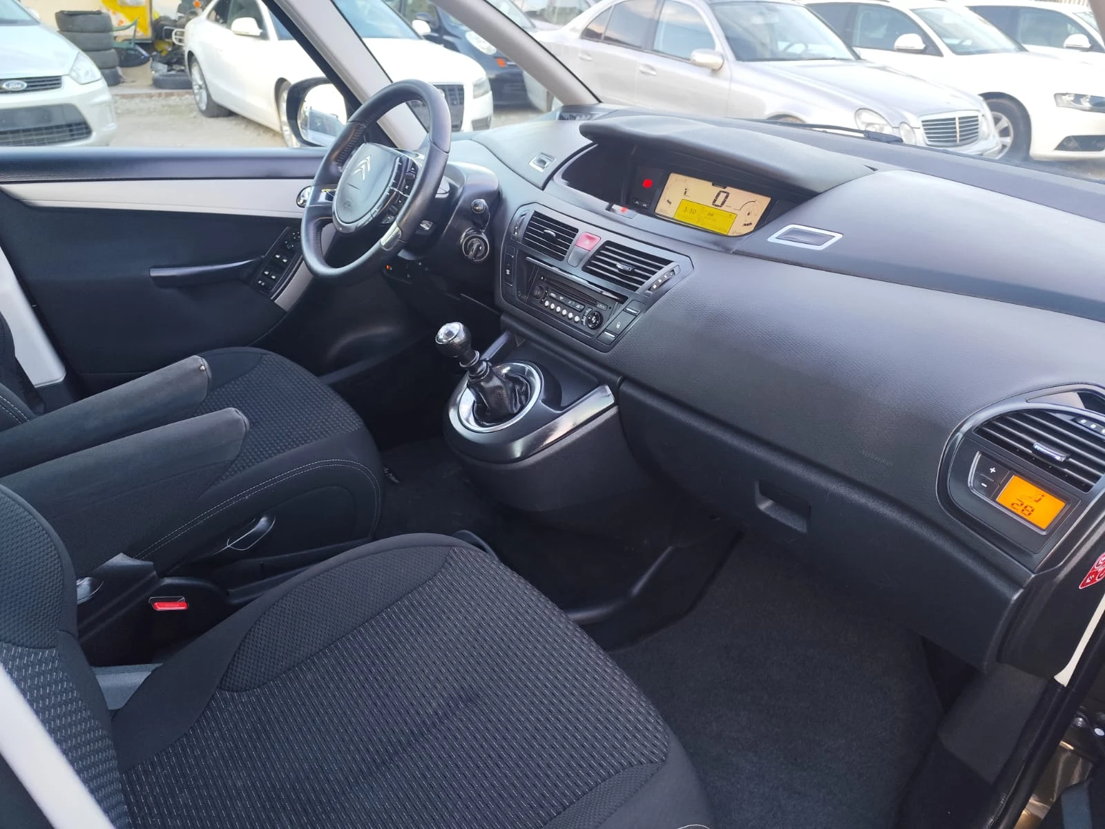 Citroen C4 Picasso 1.6 �����  | Mobile.bg � ����������� 12