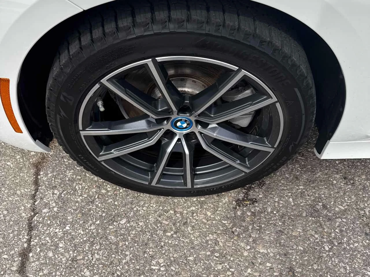 BMW 330 e| XDRIVE| HEAD-UP DISPLAY| ПОДГРЕВИ| CARFAX, снимка 6 - Автомобили и джипове - 54001983