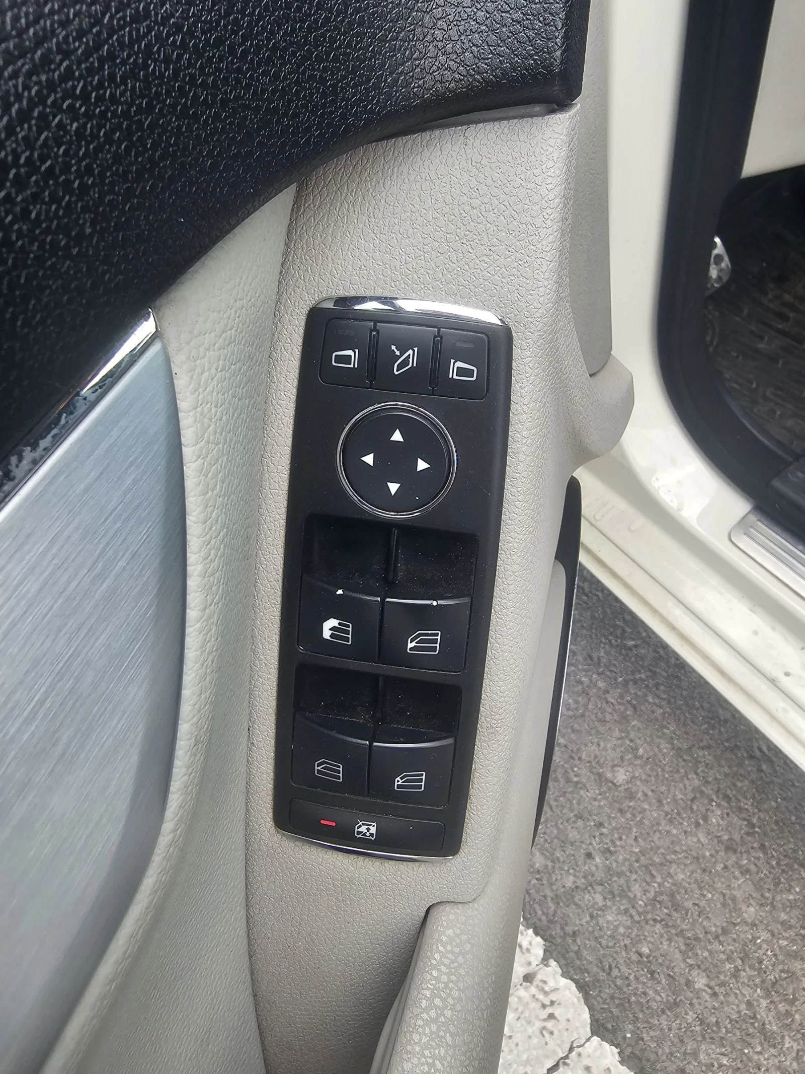 Mercedes-Benz C 220 646 avantgarde 5G, снимка 9 - Автомобили и джипове - 54573568