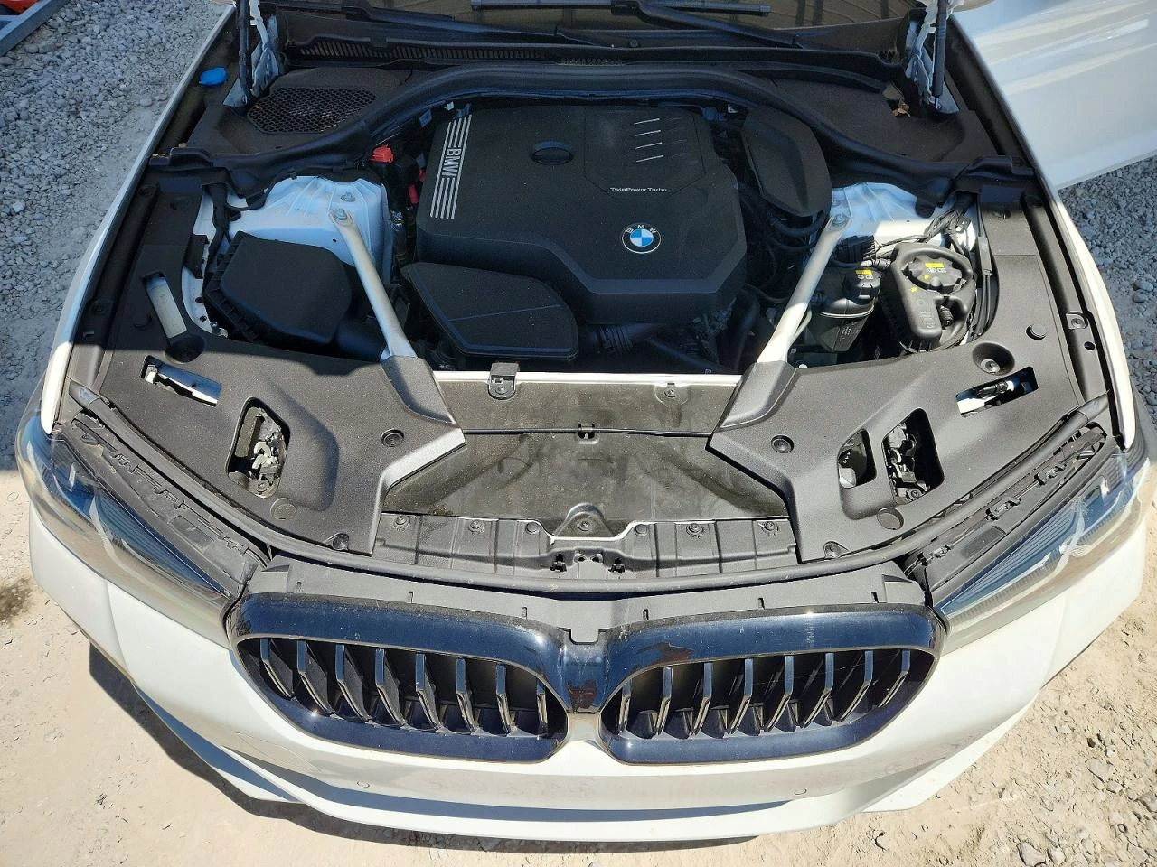 BMW 530 * X-DRIVE* M* PACK* , снимка 7 - Автомобили и джипове - 54960114
