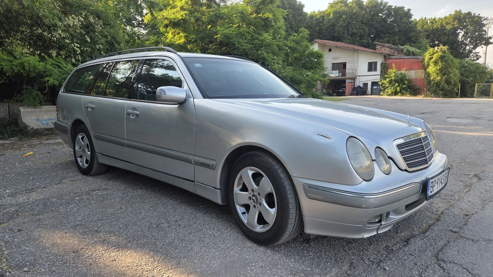 Mercedes-Benz E 240 E240T