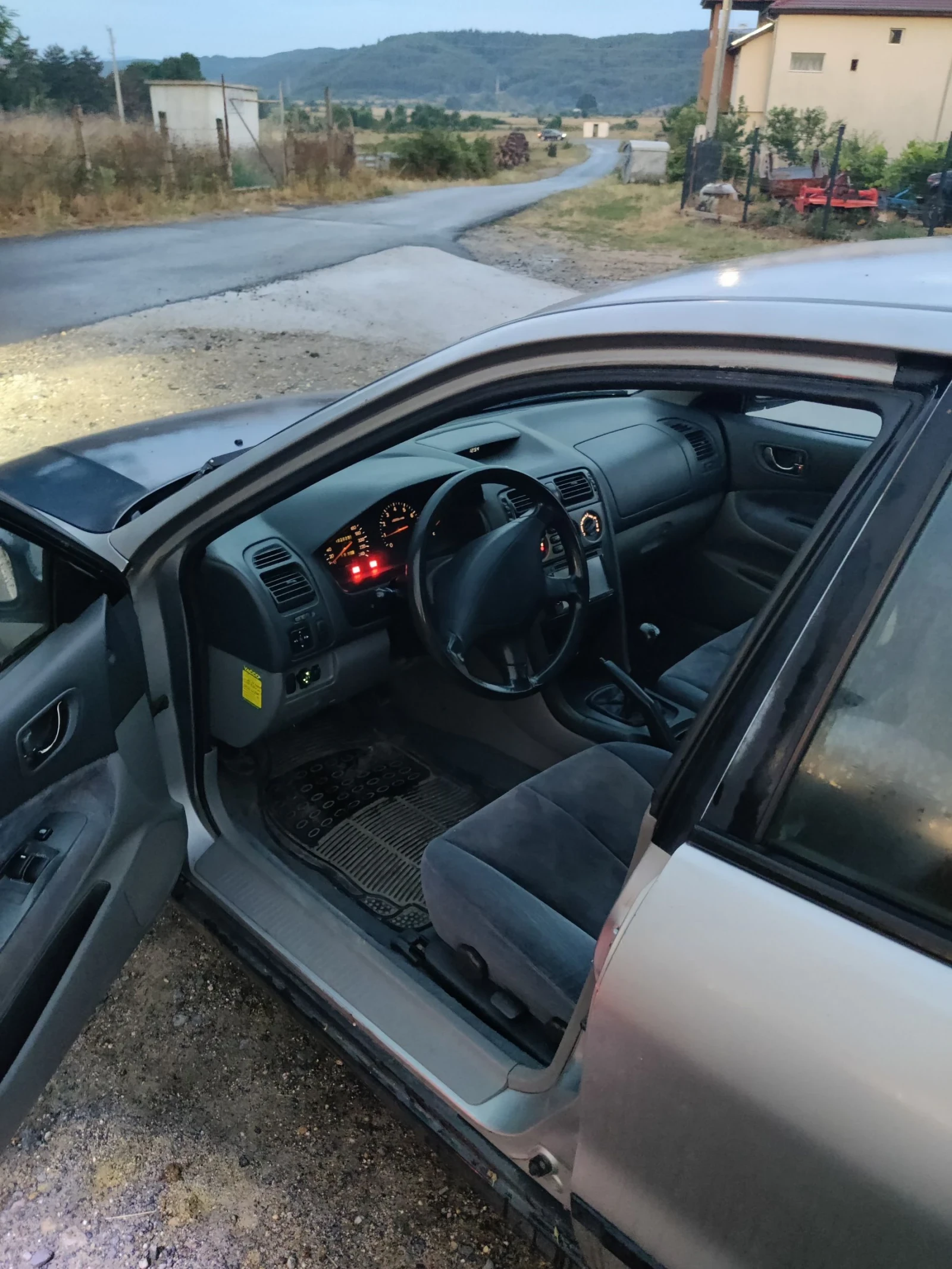 Mitsubishi Galant, снимка 7 - Автомобили и джипове - 55398662