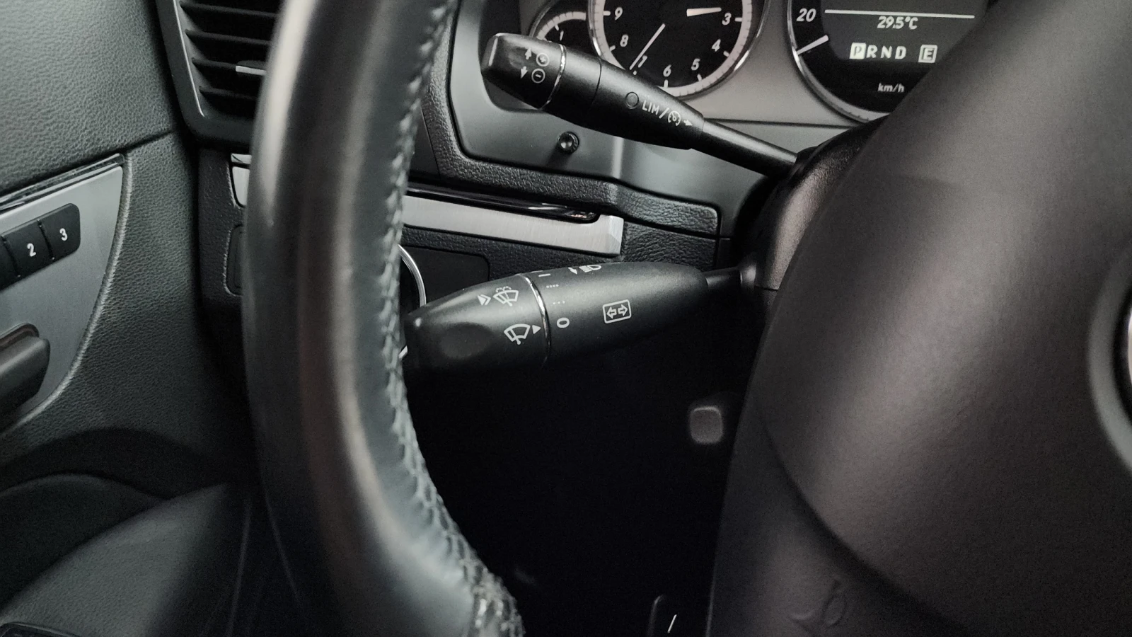 Mercedes-Benz E 350 * OБДУХ * КАМЕРА * ПАНОРАМА, снимка 8 - Автомобили и джипове - 55403190