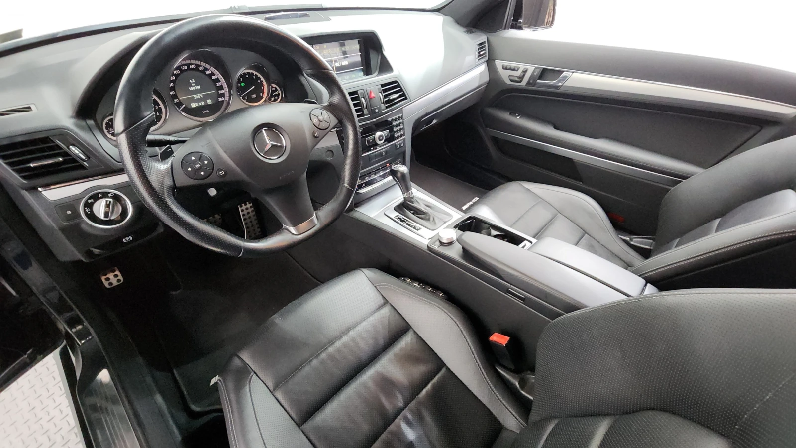 Mercedes-Benz E 350 * OБДУХ * КАМЕРА * ПАНОРАМА, снимка 7 - Автомобили и джипове - 55403190