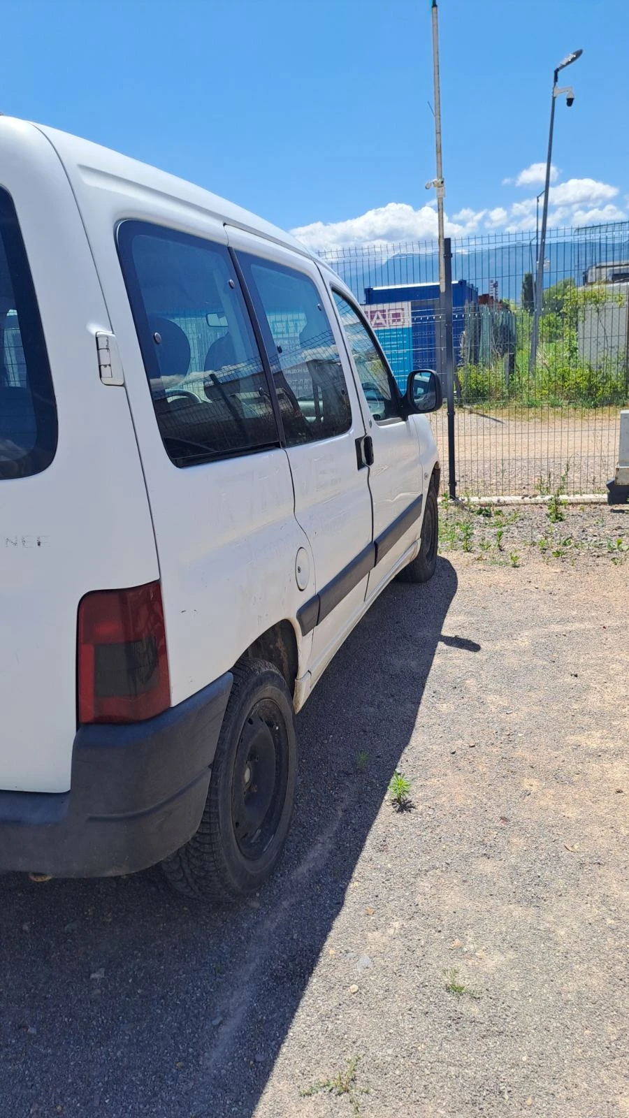 Peugeot Partner 1.9D, снимка 5 - Автомобили и джипове - 55492929