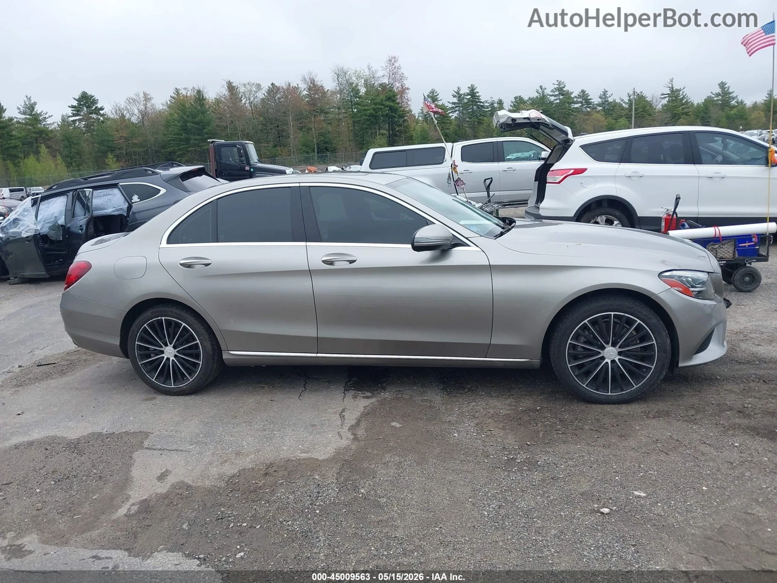 Mercedes-Benz C 300 4matic* Face* Digital Cockpit* Burmester* Панорама, снимка 7 - Автомобили и джипове - 55612683