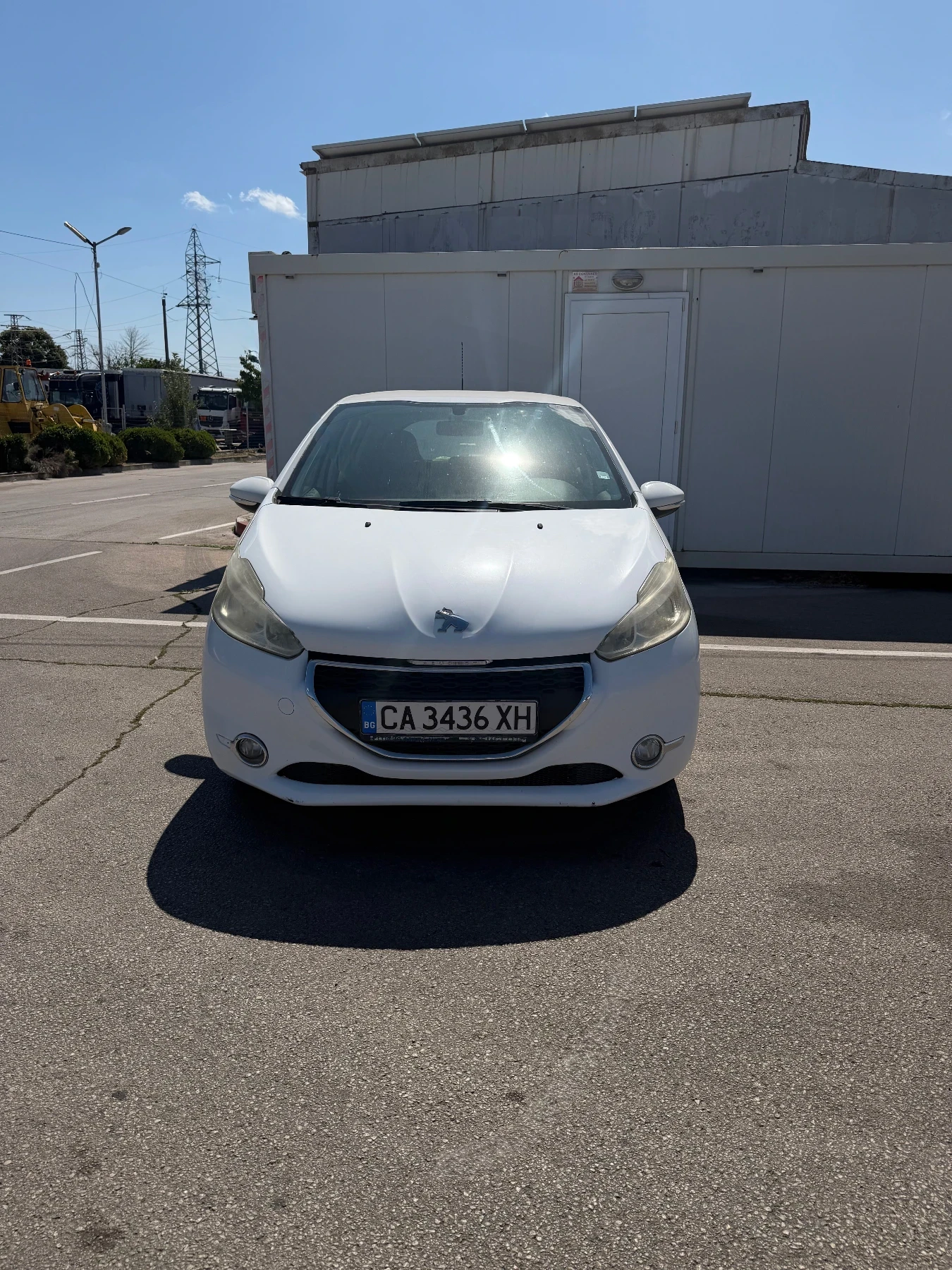 Peugeot 208