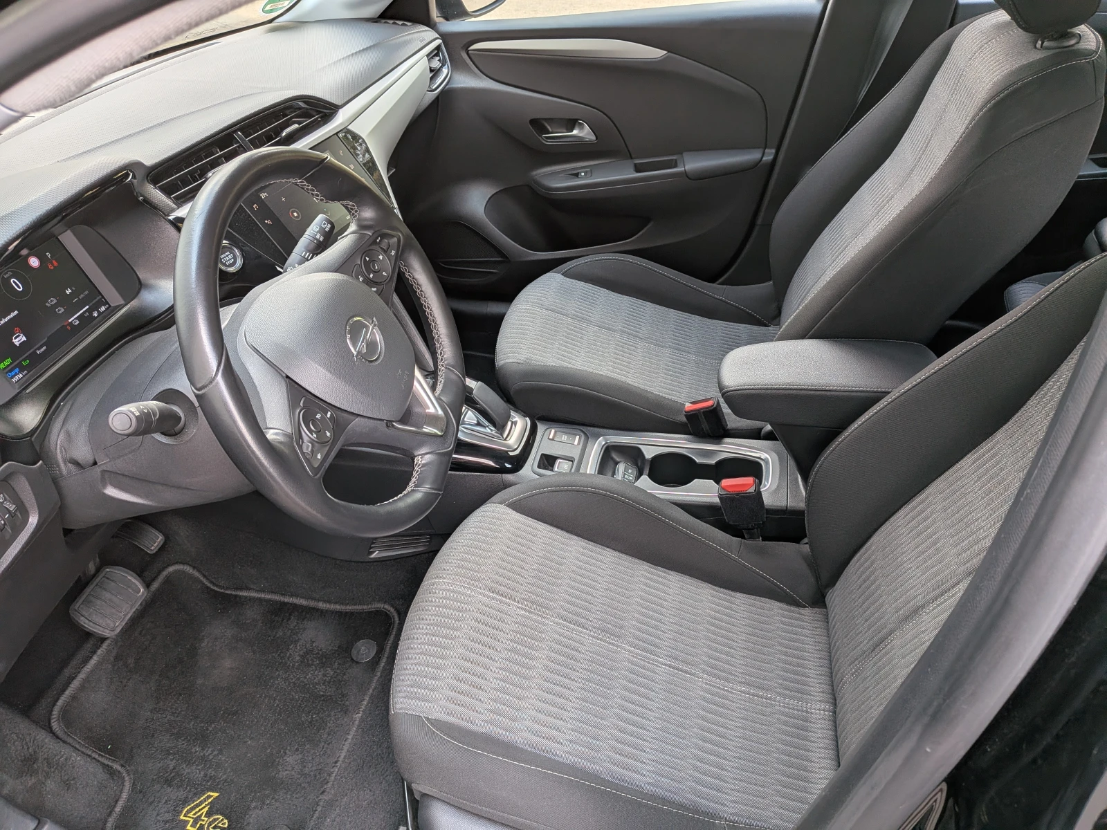 Opel Corsa e, снимка 6 - Автомобили и джипове - 55833988