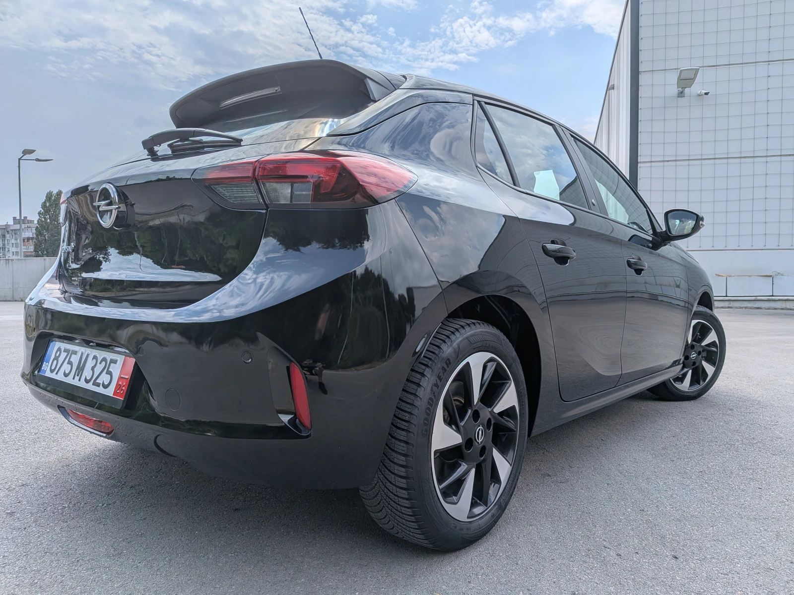 Opel Corsa e, снимка 4 - Автомобили и джипове - 55833988